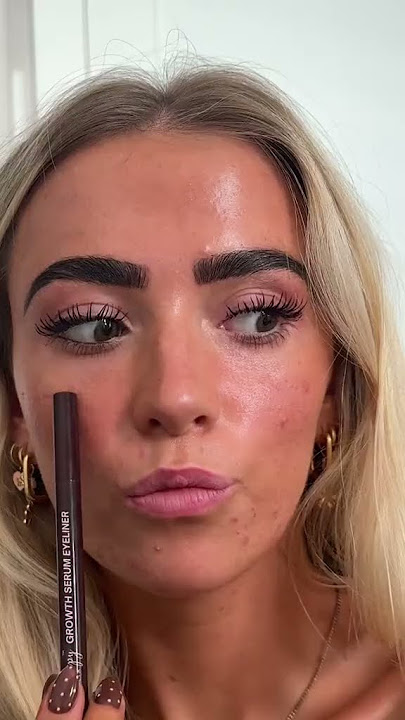 Brown Eyeliner for those natural makeup days 🤎🎀