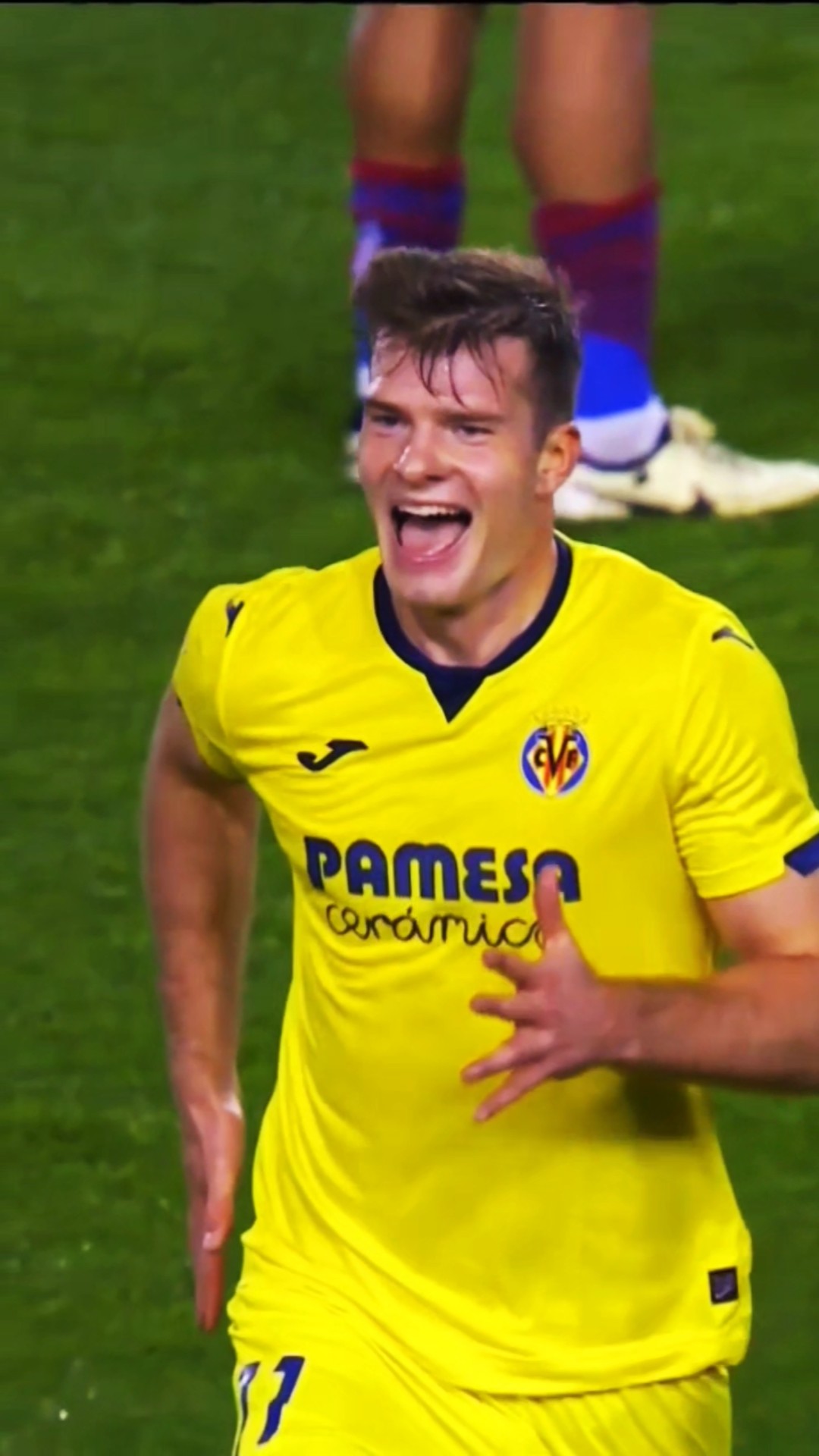 Sørloth's habit of beating Barça at their home ???
