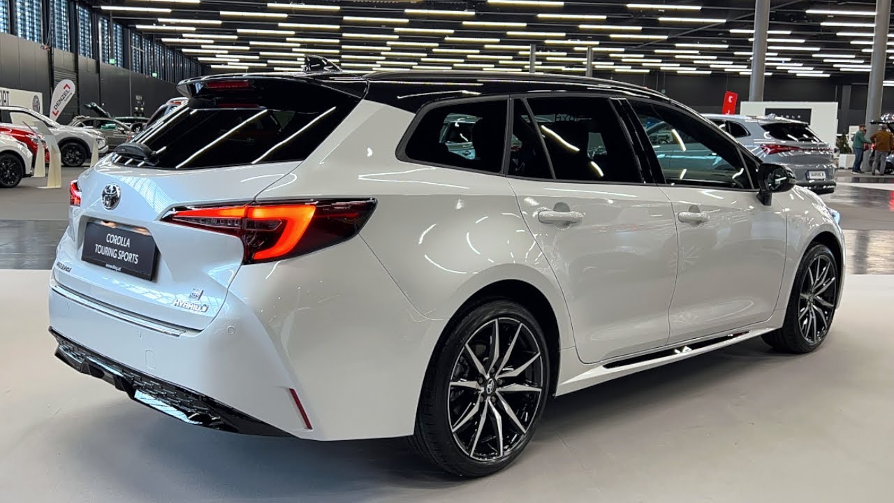 Toyota Corolla Touring Sports Hybrid GR SPORT 2023 