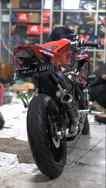 👉 Modifikasi Keren Honda CBR150R Simple Minimalis Tapi Hedon 😎