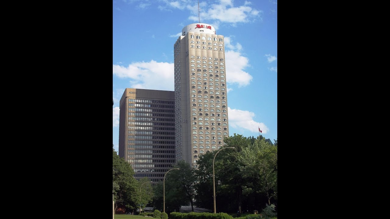 Full Hotel Tour and Review of the Marriott Chateau Champlain, Montreal, Quebec, Canada