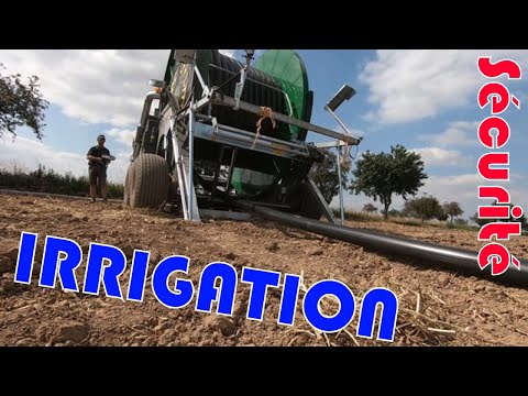 Vidéo: Irrigation De Recharge D'eau D'automne