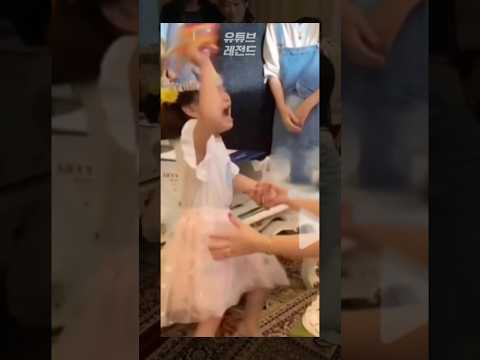 무너져버린세상 thumbnail