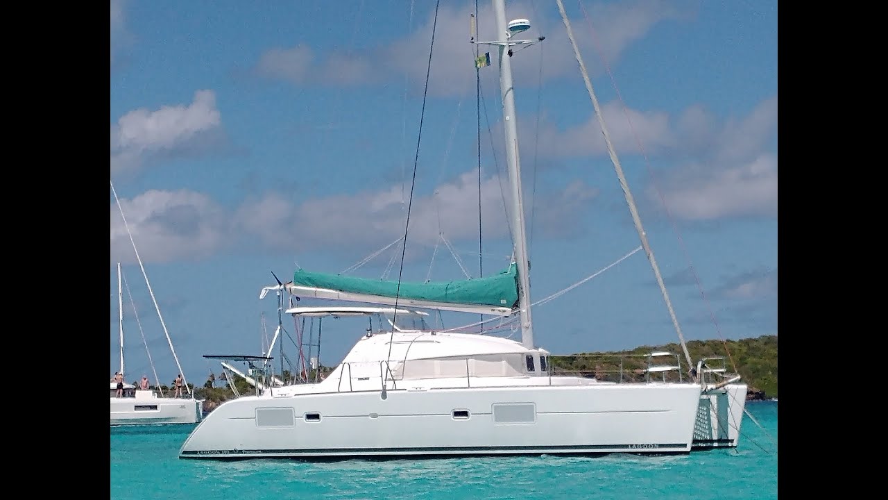 Lagoon 380  3 Cab Ext Tour
