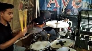 SOLO BAS DAN DRUM.. AVE BAND ADONARA. AVE DAN JOHN TEXAS.