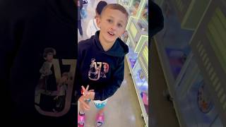 Klawsome Clawcade - Tons Of Claw Machines With Pokémon