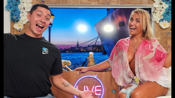 Bikinili fotosuratlardagi bemani xotinlar