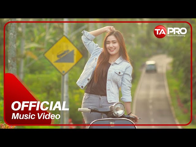 Dara Ayu - Ditinggal Pas Sayang-Sayange (Official Music Video) class=