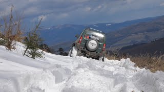 Suzuki Jimny offroad snow