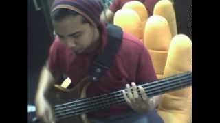 Oshiego - Decapitating the Sarafan Bass