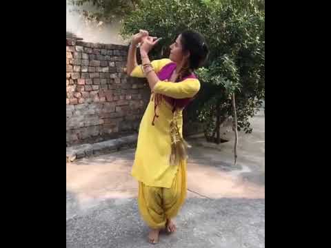 Punjabi Kudi Ke Dance Ne Dil Chu Liya