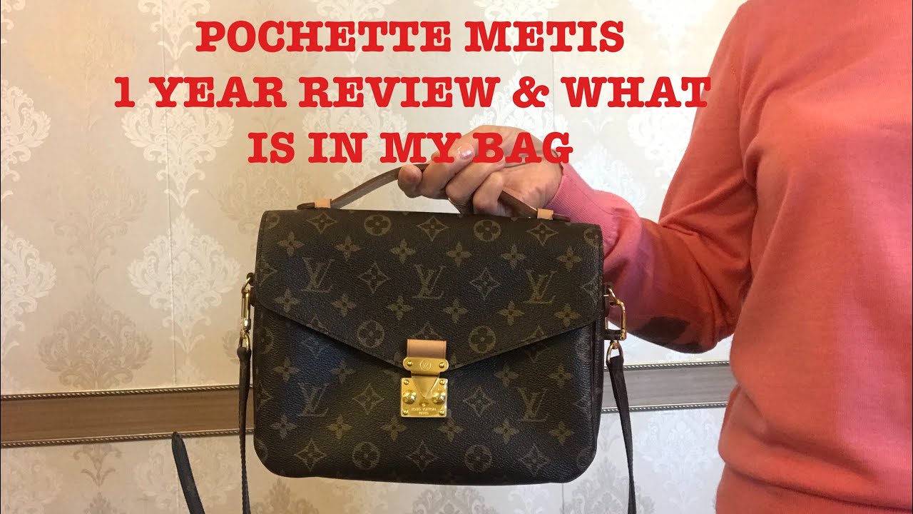 LOUIS VUITTON / MY POCHETTE METIS / 1 YEAR REVIEW / WHAT IS IN MY BAG / WEAR & TEAR - YouTube