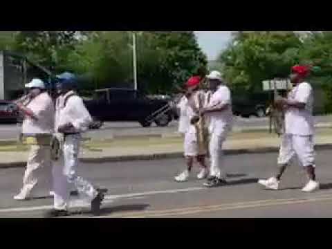 Parade Band 02