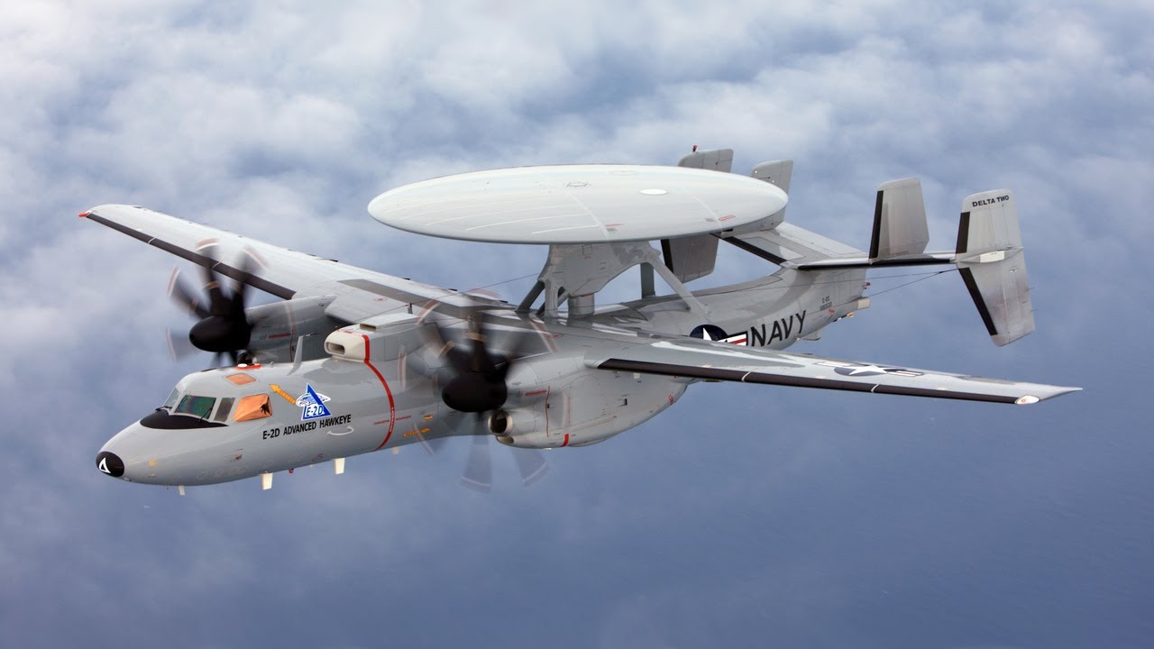 Pilotar un Grumman E2 Hawkeye (Avión de alerta temprana