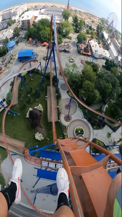 Thrill Ride with Wooden Coaster Editorial Image - Image of engineering,  adrenaline: 68972225