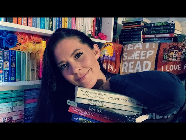 ASMR- Books I Read In 2025 (Clicky Whispered Wrap Up) 📚