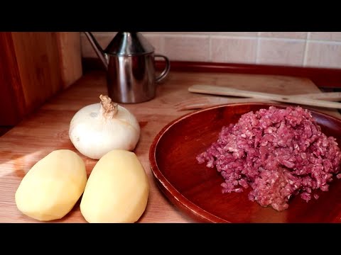 Video: Come Fare Una Casseruola Di Patate Con Carne Macinata, Formaggio E Spezie