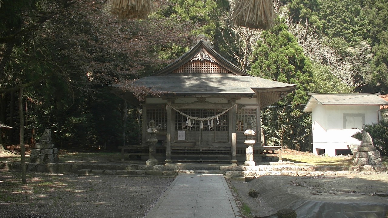 那岐神社 鳥取県八頭郡智頭町大背 - YouTube