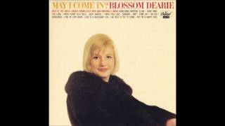 Watch Blossom Dearie When Sunny Gets Blue video