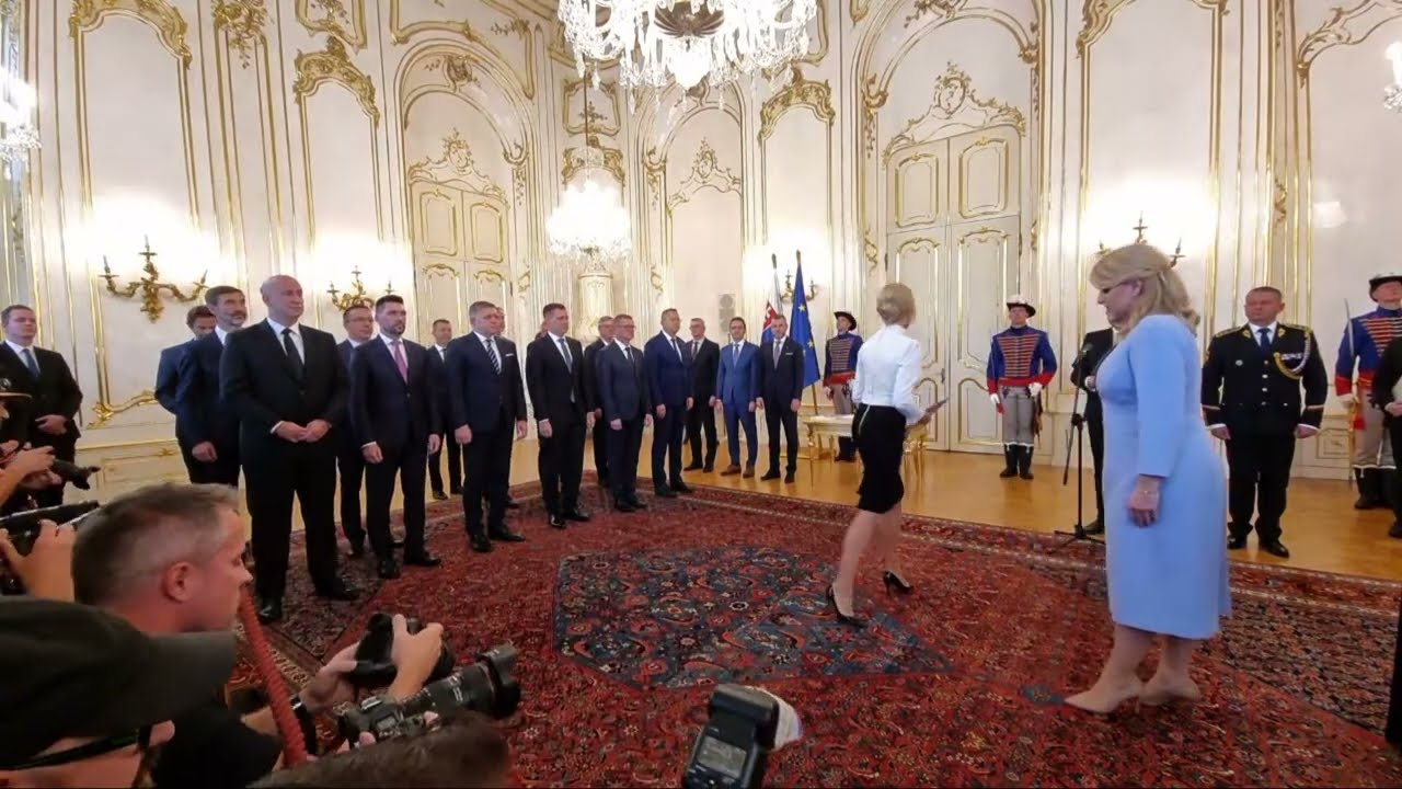 Prezidentka vymenovala novú vládu, povedie ju R. Fico