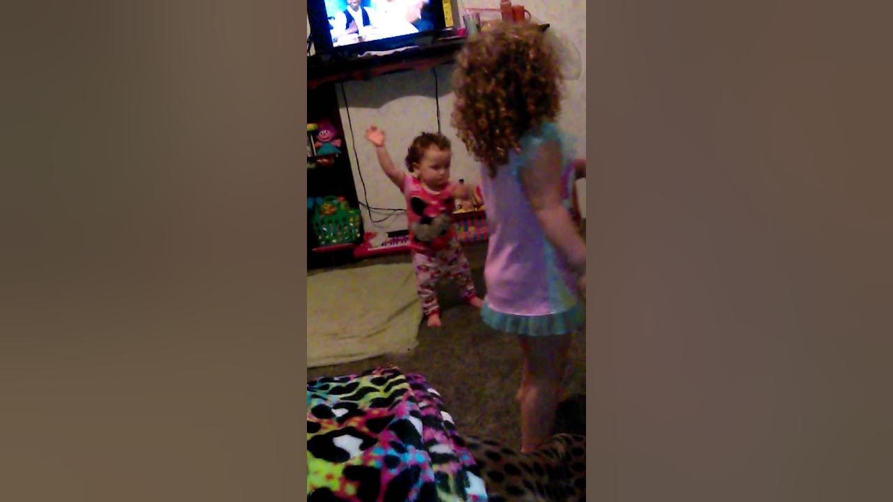 DoLLy singn Spanish lullaby 6/2/16 DoLLfACeKiLLa YouTube