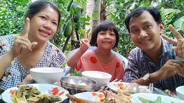 bữa cơm đạm bạc của vợ chồng em.