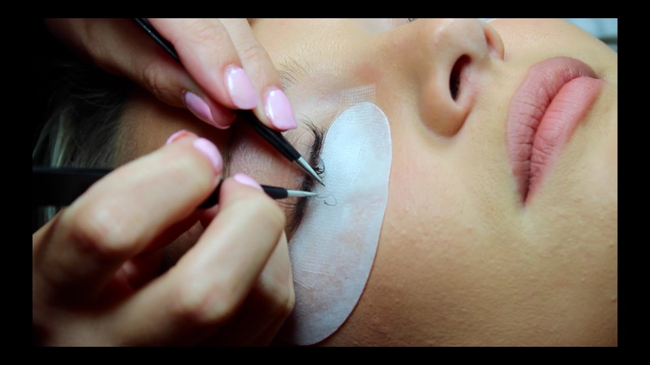 GETTING EYELASH EXTENSIONS Does it hurt? What to Expect YouTube