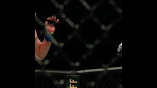 Tony Ferguson vs Justin Gaethje (turn on sound) crazy popping punches.