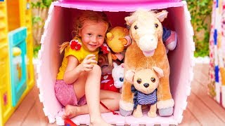 Nastya pretend play with playhouses for a new toys