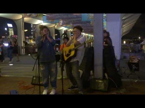 鄭欣宜 × 李拾壹 《Fake a Smile+女神》@ 中環Busking (21/7/2017)