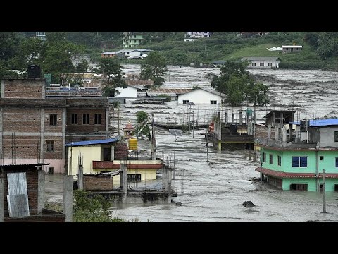 Nepál: halálos áradások