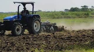 New Holland TT 75 turbo ,drive using by Field King 18holly disc ,using in Myanmar