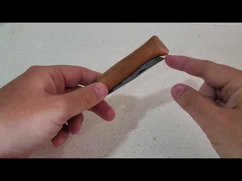 How to open a stuck Opinel Knife