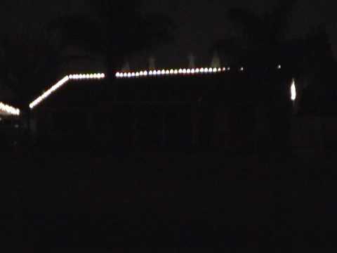 Greg Oymaian 2007 Christmas Lights-Rockin Around t...