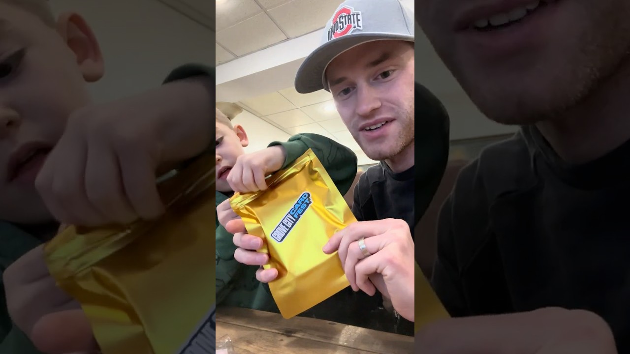 Grove City Card Fest - Cam Digging into the Good Stuff! 