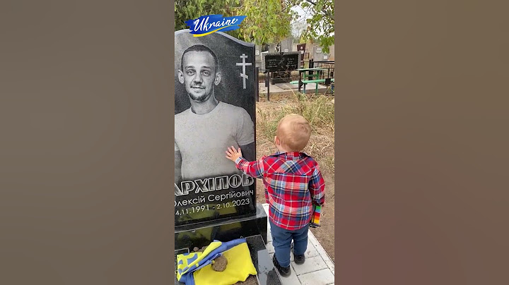 Прийшли із синочком провідати татуся ❤️ We came with a son to visit his dad. #shorts