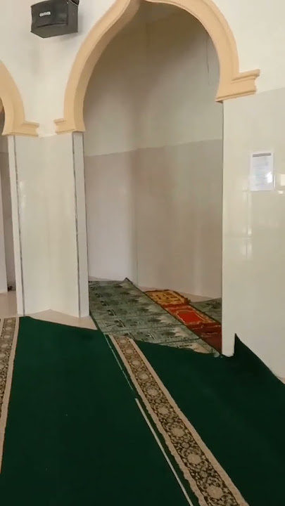 Masjidnya Unik,demi Arah Kiblat yang sempurna,korbankan bangunan awal