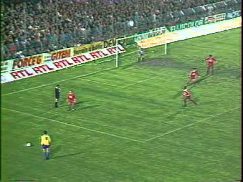 1987/1988 CDF 1/8a Montpellier-Soch...  2-2