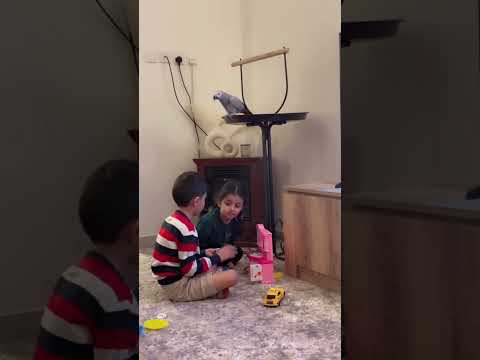 يحسسني انه أبوهم سعيد بن تركي