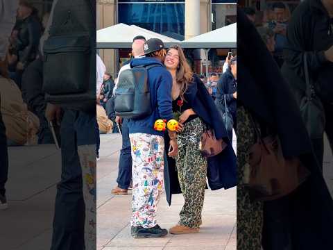 رد فعلها في النهاية حب جميل لطف استكشاف قصير قصير فيروسي من أجلك حب
