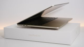 2022 MacBook Air M2 - Unboxing, Review and Comparison