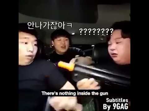 funny-airsoft-prank-on-korean