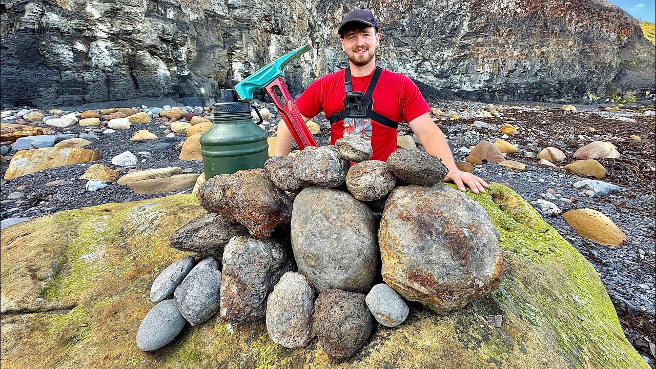 Fossil Hunting a Remote Beach! Ammonites EVERYWHERE! 