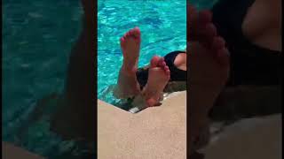 Relaxing Feet And Water Sounds To Soothe Your Day👣⛲️ 💦👣