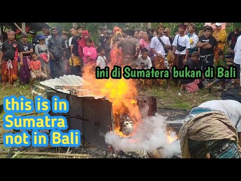 pembakaran jenazah paling ekstrim di Sumatera part 2 @Rtvonet #tradisi_leluhur