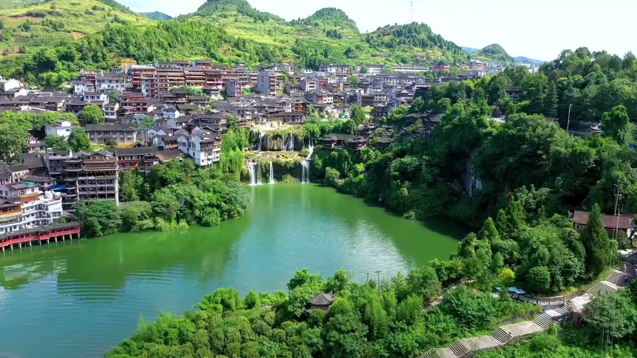 Furong Town: A UNESCO marvel with cascading waterfalls and centuries of stories. 
