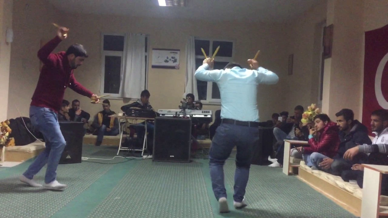 Kadınhanı Hacımehmetli köyü asker çetnevirinde gençler döktürüyüüü