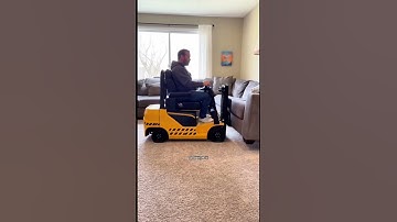 Wow! I need a forklift recliner in my life! 🤣👏
