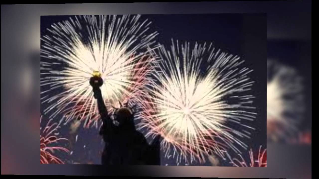 Салют 1 мая. Статуя свободы и фейерверки. Нью Йорк салют анимация. Firework игра. Фейерверк 1 час.