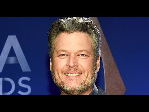 blake-shelton-really-is-committing-to-the-quarantine-mullet